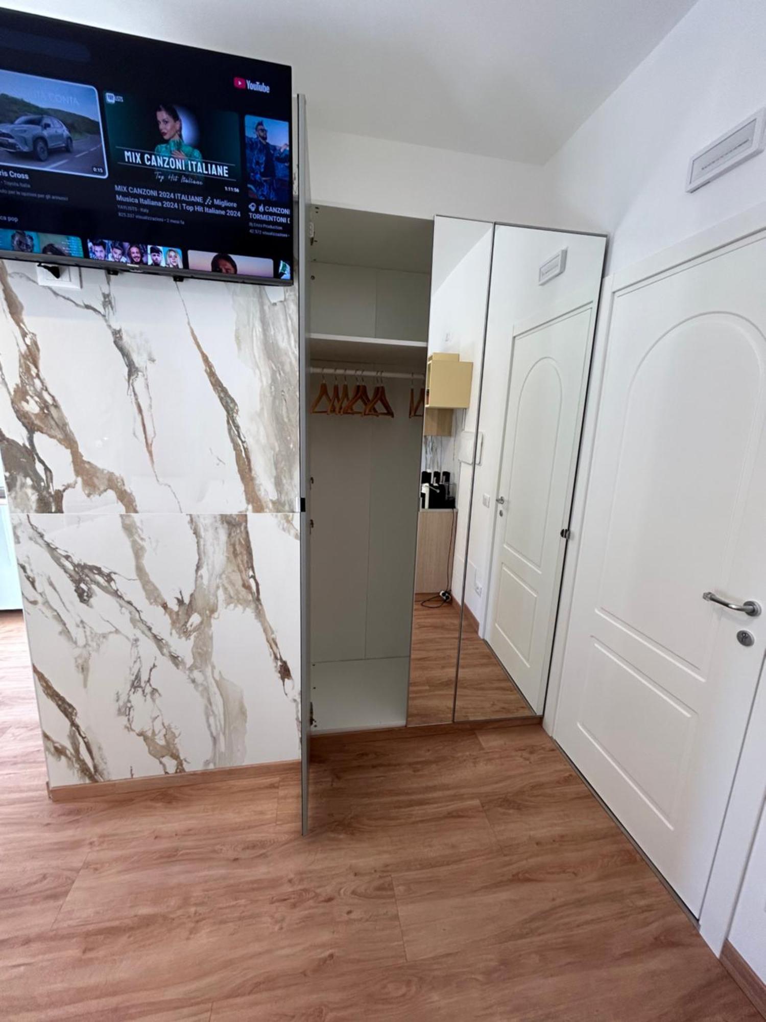 B&B Confort Reggio di Calabria Exteriör bild