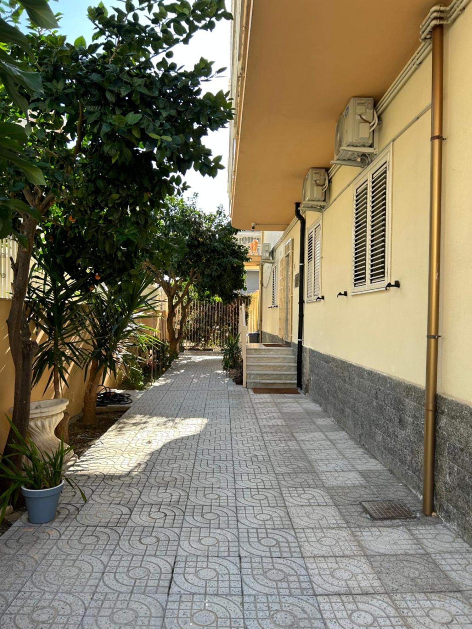 B&B Confort Reggio di Calabria Exteriör bild
